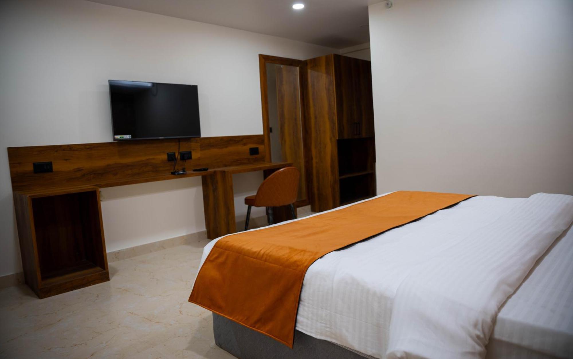 Hotel Orange Bhubaneswar Exteriör bild