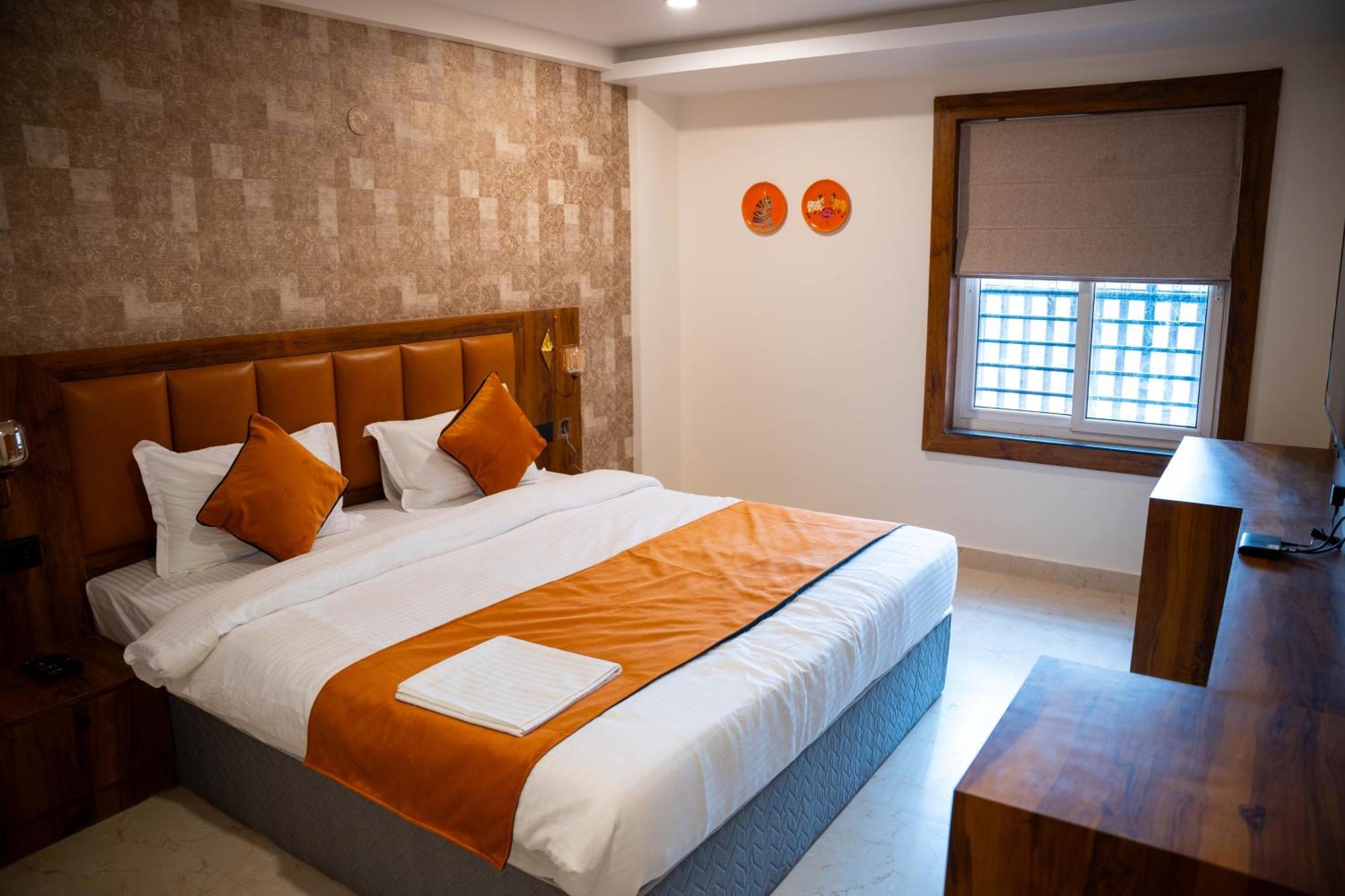 Hotel Orange Bhubaneswar Exteriör bild